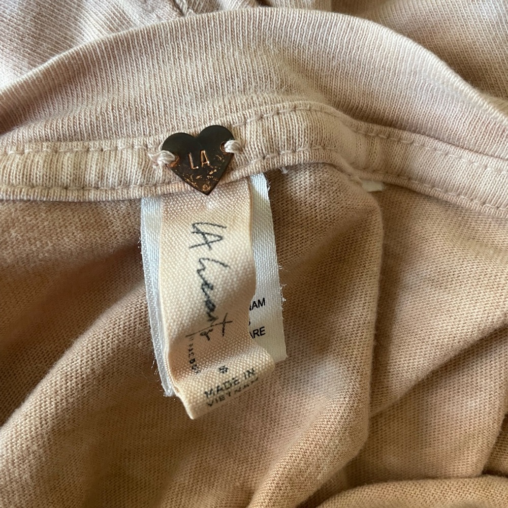 Tan tie dye t-shirt